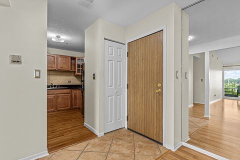 Tiny photo for 720 WEIDNER Road #302, Buffalo Grove, IL 60089 (MLS # 12503866)