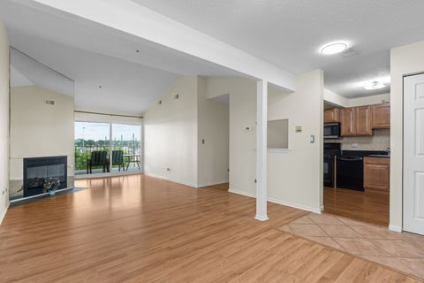 Tiny photo for 720 WEIDNER Road #302, Buffalo Grove, IL 60089 (MLS # 12503866)