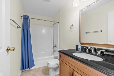 Tiny photo for 720 WEIDNER Road #302, Buffalo Grove, IL 60089 (MLS # 12503866)