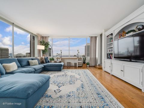 Tiny photo for 1000 N LAKE SHORE Plaza #39C, Chicago, IL 60611 (MLS # 12583740)
