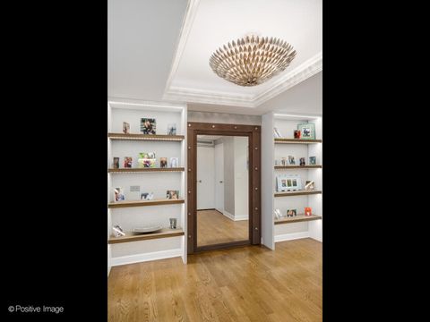 Tiny photo for 1000 N LAKE SHORE Plaza #39C, Chicago, IL 60611 (MLS # 12583740)