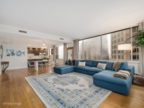 Tiny photo for 1000 N LAKE SHORE Plaza #39C, Chicago, IL 60611 (MLS # 12583740)