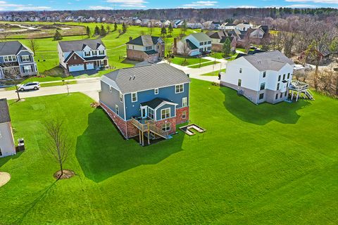 Tiny photo for 42 Open Parkway N, Hawthorn Woods, IL 60047 (MLS # 12593390)