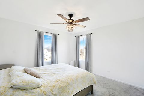 Tiny photo for 42 Open Parkway N, Hawthorn Woods, IL 60047 (MLS # 12593390)