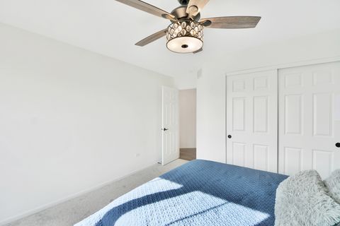 Tiny photo for 42 Open Parkway N, Hawthorn Woods, IL 60047 (MLS # 12593390)