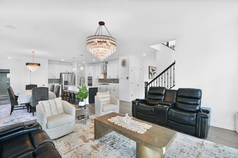 Tiny photo for 42 Open Parkway N, Hawthorn Woods, IL 60047 (MLS # 12593390)