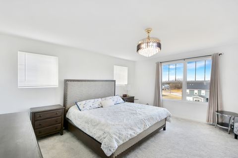 Tiny photo for 42 Open Parkway N, Hawthorn Woods, IL 60047 (MLS # 12593390)