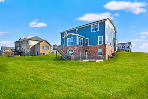 Tiny photo for 42 Open Parkway N, Hawthorn Woods, IL 60047 (MLS # 12593390)