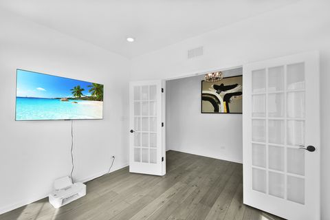 Tiny photo for 42 Open Parkway N, Hawthorn Woods, IL 60047 (MLS # 12593390)