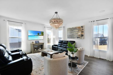 Tiny photo for 42 Open Parkway N, Hawthorn Woods, IL 60047 (MLS # 12593390)