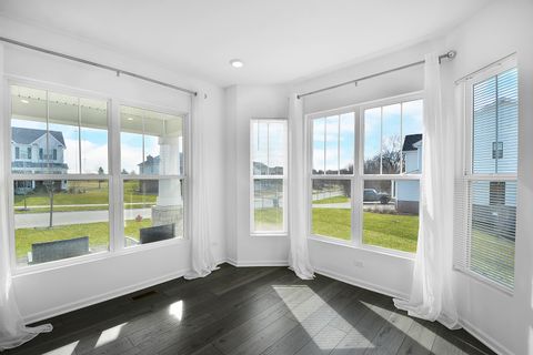 Tiny photo for 42 Open Parkway N, Hawthorn Woods, IL 60047 (MLS # 12593390)