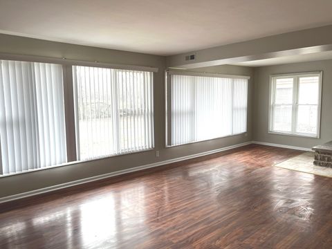 Tiny photo for 17658 Lincoln Avenue, Homewood, IL 60430 (MLS # 12675543)