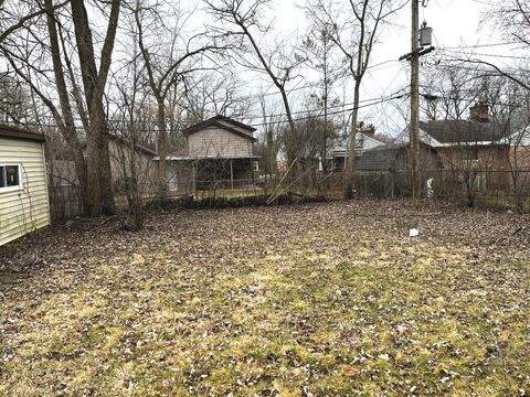 Tiny photo for 17658 Lincoln Avenue, Homewood, IL 60430 (MLS # 12675543)