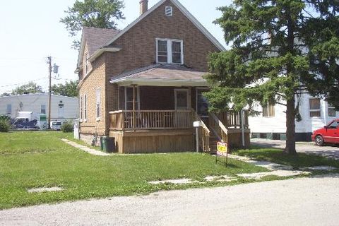 Photo of 411 LEACH Avenue, Joliet, IL 60432 (MLS # 12498554)