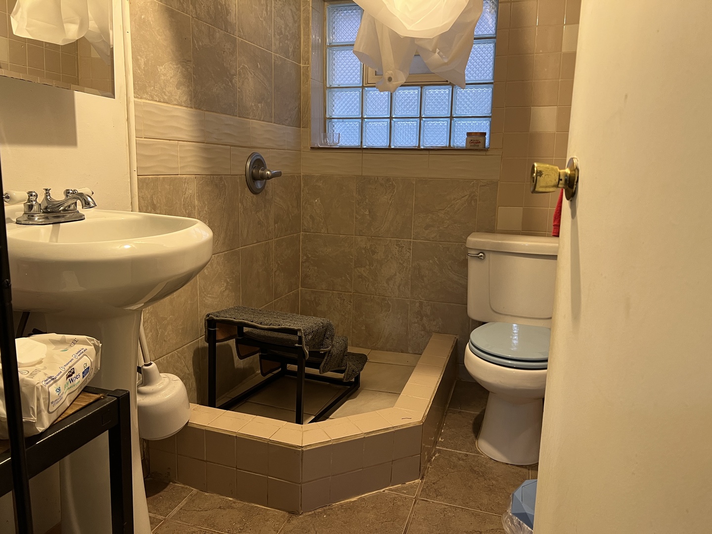 1632 S 50th Court