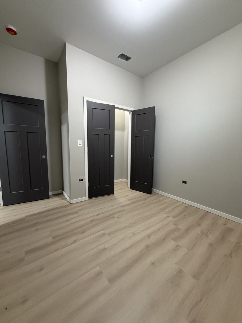 22 N Pulaski Road 1R