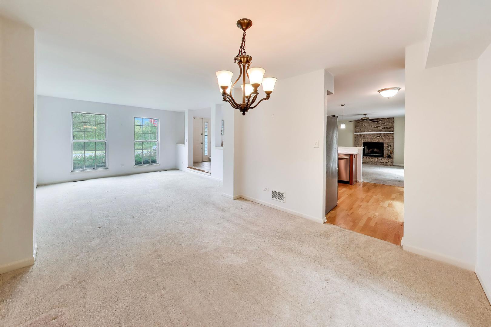 580 SYCAMORE Circle
