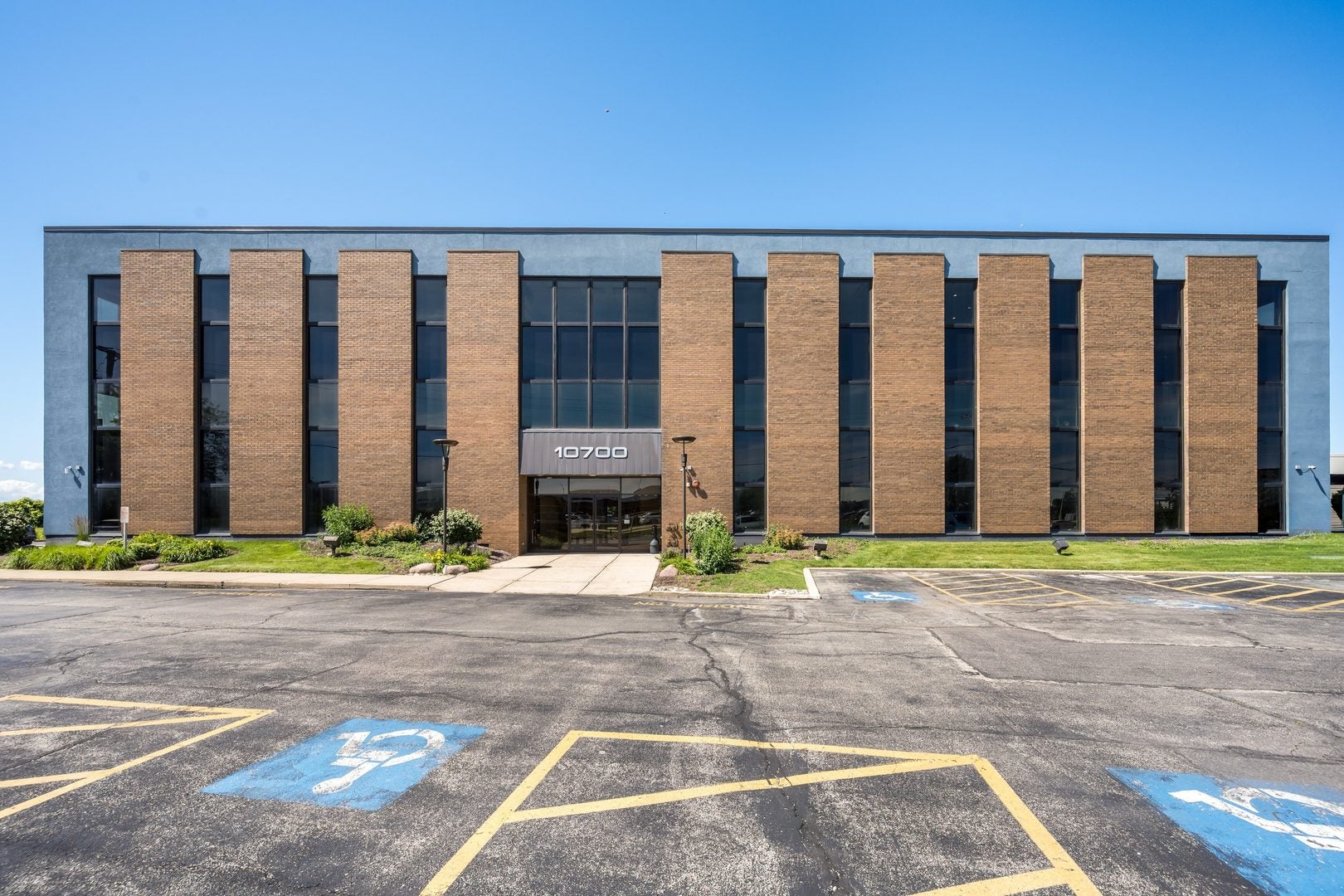 10700 W Higgins Road 300
