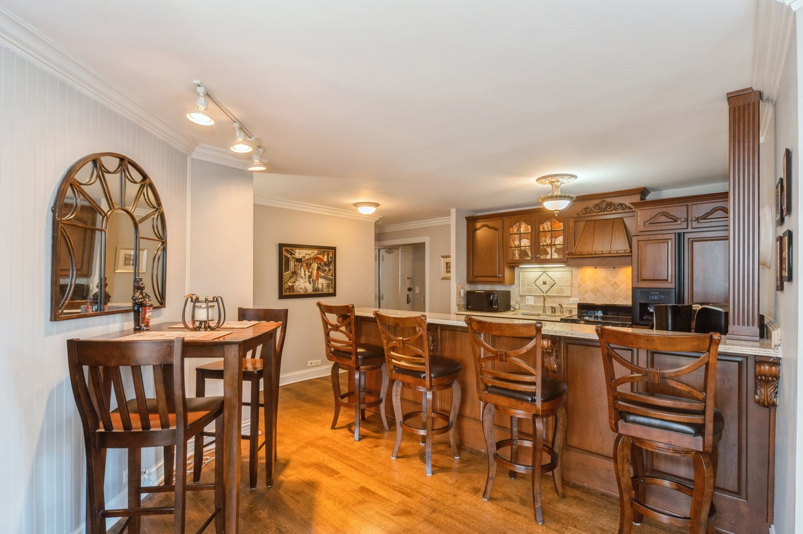 222 E Pearson Street 2606