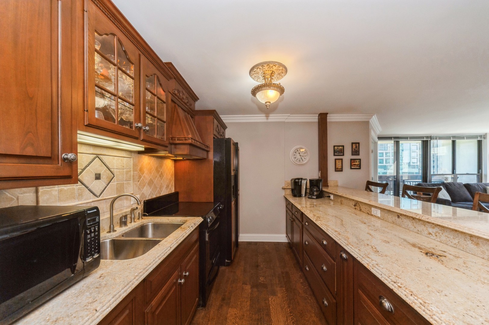 222 E Pearson Street 2606
