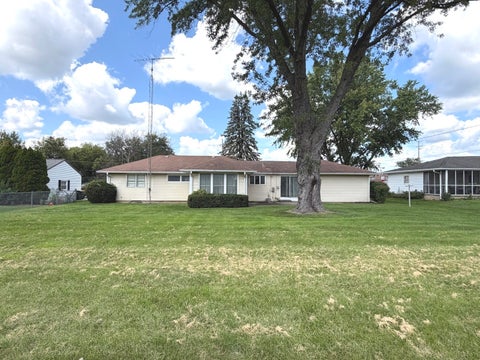 Tiny photo for 634 Barrington Avenue, East Dundee, IL 60118 (MLS # 12745015)