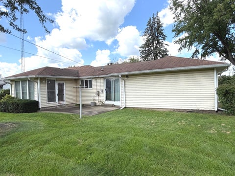Tiny photo for 634 Barrington Avenue, East Dundee, IL 60118 (MLS # 12745015)