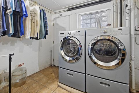 Tiny photo for 6600 N LEHIGH Avenue, Chicago, IL 60646 (MLS # 12595302)