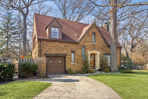 Photo of 6600 N LEHIGH Avenue, Chicago, IL 60646 (MLS # 12595302)