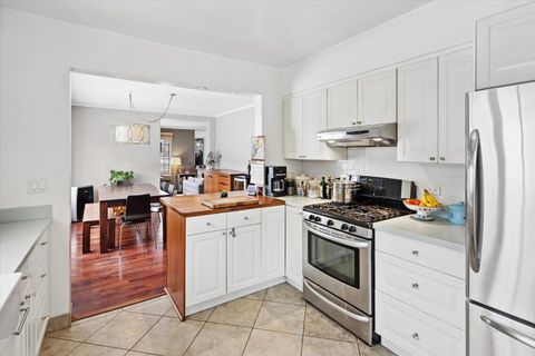 Tiny photo for 6600 N LEHIGH Avenue, Chicago, IL 60646 (MLS # 12595302)