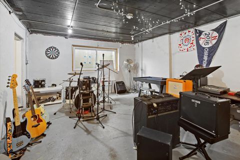 Tiny photo for 6600 N LEHIGH Avenue, Chicago, IL 60646 (MLS # 12595302)