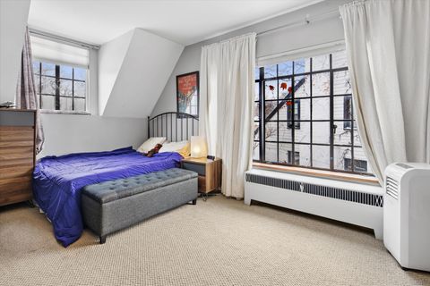 Tiny photo for 6600 N LEHIGH Avenue, Chicago, IL 60646 (MLS # 12595302)