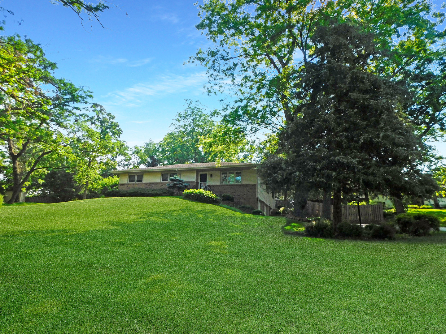 10282 Ray Drive