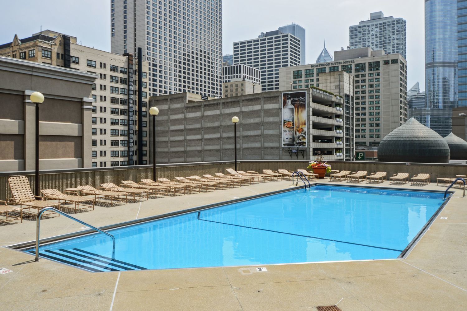 10 E Ontario Street 5007