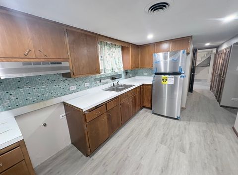 Tiny photo for 2727 N Mont Clare Avenue, Chicago, IL 60707 (MLS # 12591562)