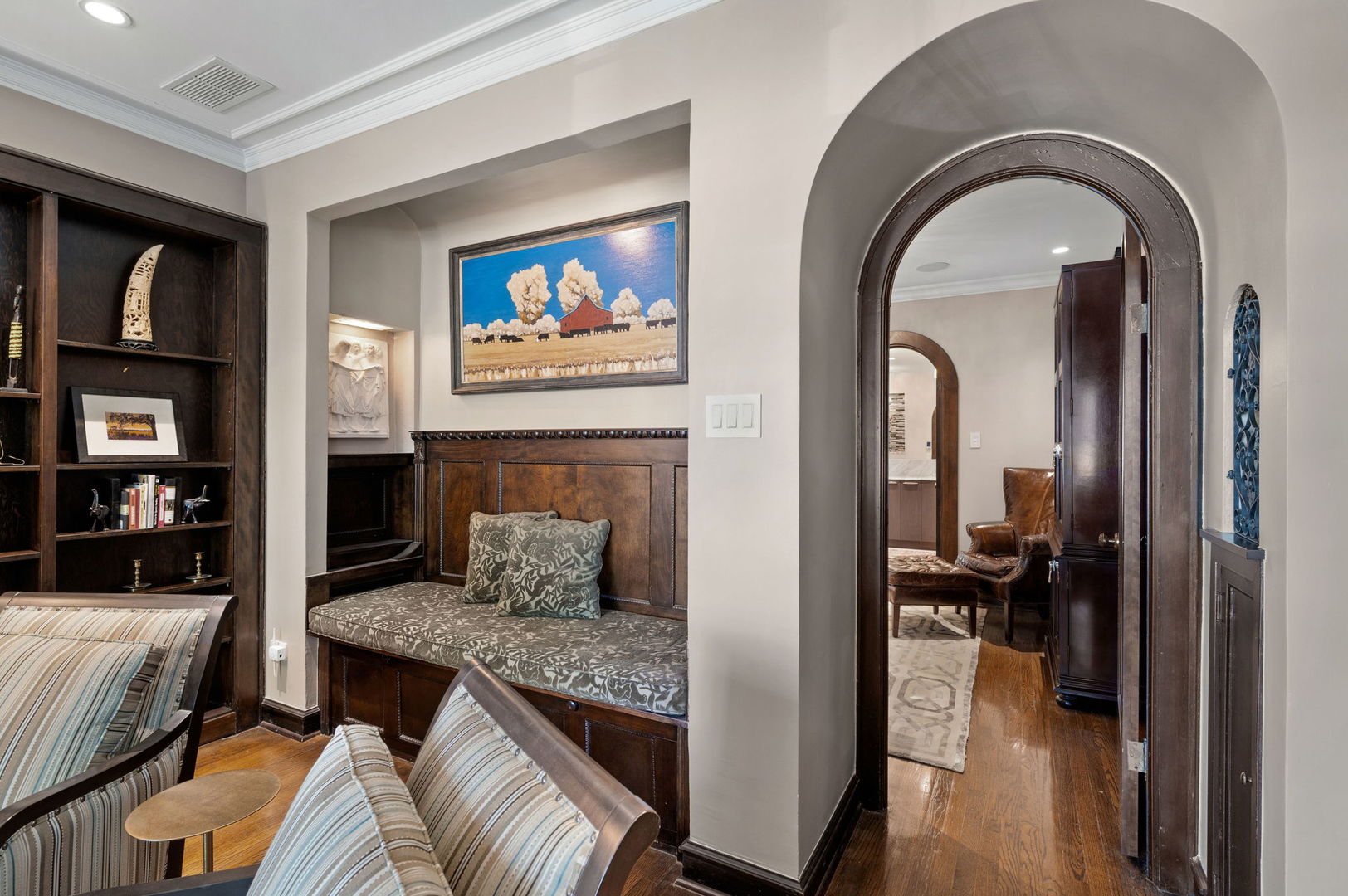 Chicago, Illinois 60640, United States, 7 Bedrooms Bedrooms, ,6 BathroomsBathrooms,Residential,Active,213996