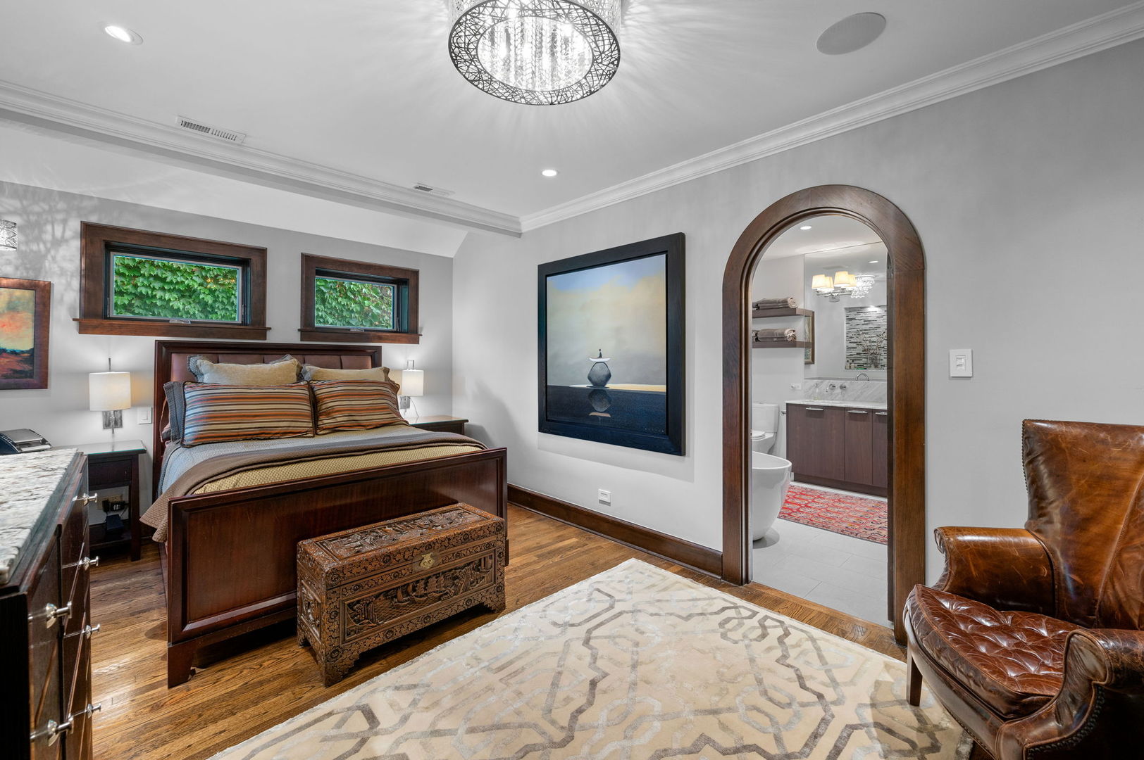 Chicago, Illinois 60640, United States, 7 Bedrooms Bedrooms, ,6 BathroomsBathrooms,Residential,Active,213996