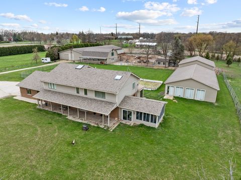 Photo of 41W072 Bowes Road, Elgin, IL 60124 (MLS # 12439936)