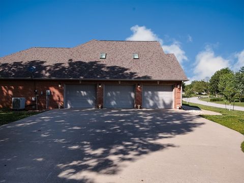 Tiny photo for 2768 Kokopelli Drive, Marion, IL 62959 (MLS # 12633887)