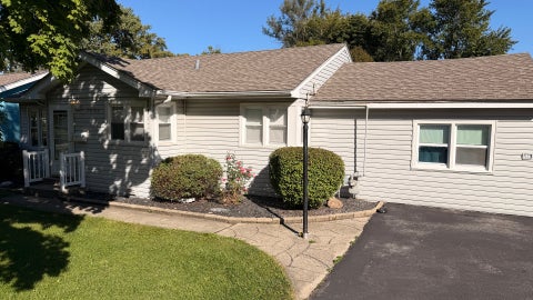 Tiny photo for 7432 W 109 Street, Worth, IL 60482 (MLS # 12777225)