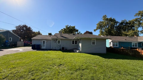 Tiny photo for 7432 W 109 Street, Worth, IL 60482 (MLS # 12777225)