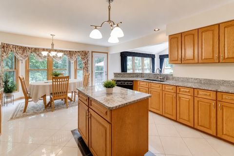 Tiny photo for 245 Southfield Drive, Vernon Hills, IL 60061 (MLS # 12662016)