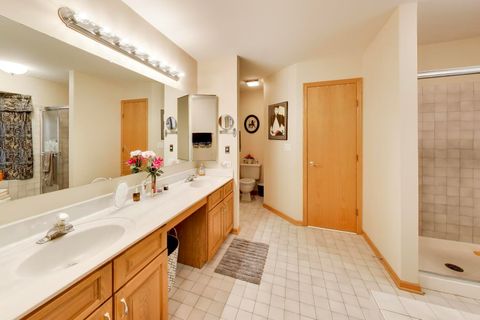 Tiny photo for 245 Southfield Drive, Vernon Hills, IL 60061 (MLS # 12662016)