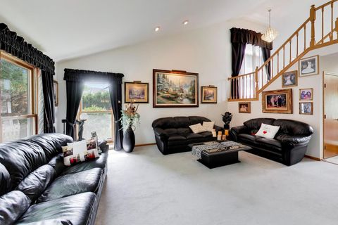 Tiny photo for 245 Southfield Drive, Vernon Hills, IL 60061 (MLS # 12662016)