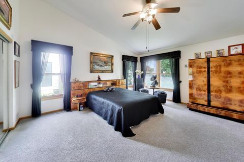 Tiny photo for 245 Southfield Drive, Vernon Hills, IL 60061 (MLS # 12662016)