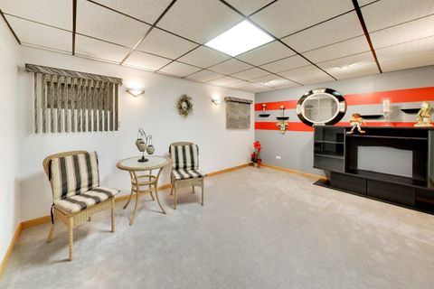 Tiny photo for 245 Southfield Drive, Vernon Hills, IL 60061 (MLS # 12662016)