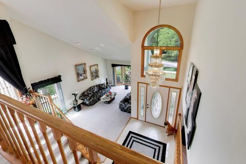 Tiny photo for 245 Southfield Drive, Vernon Hills, IL 60061 (MLS # 12662016)