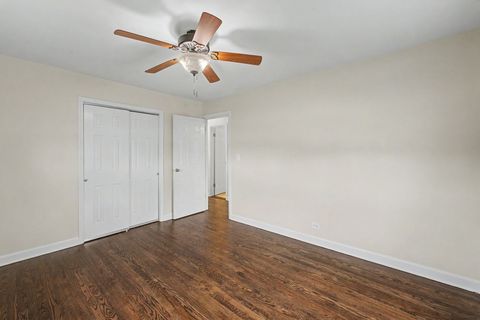 Tiny photo for 218 N Louis Street, Mount Prospect, IL 60056 (MLS # 12631971)