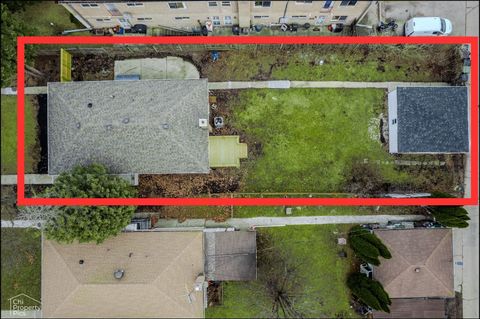 Tiny photo for Evanston, IL 60202 (MLS # 12585336)