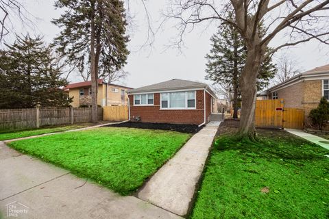 Photo of Evanston, IL 60202 (MLS # 12585336)