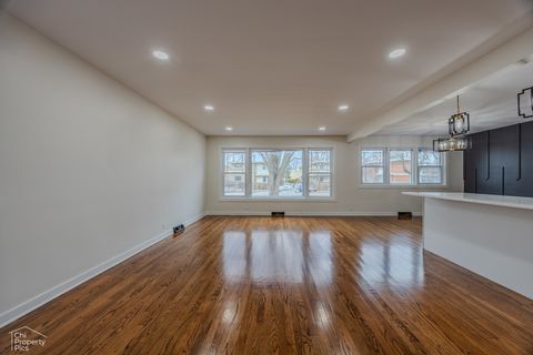 Tiny photo for Evanston, IL 60202 (MLS # 12585336)
